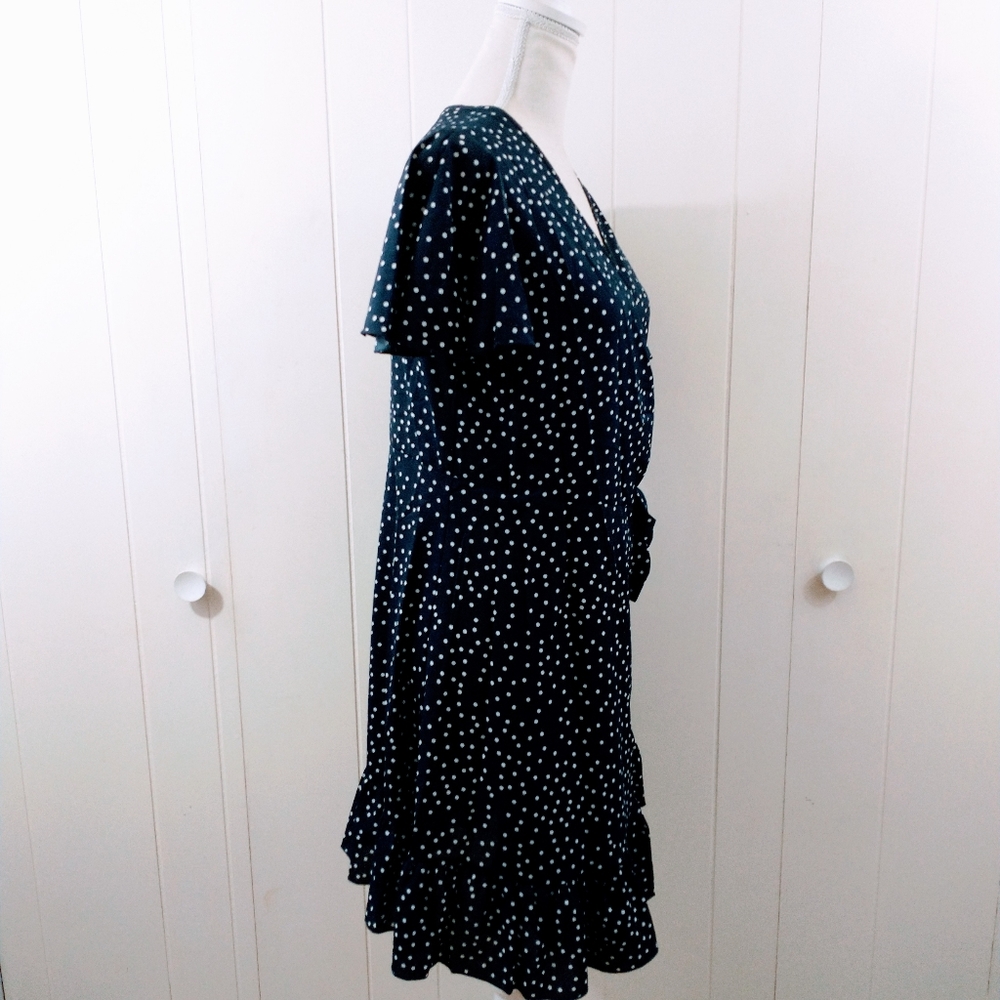 NWT wrap dress - Picture 6 of 7